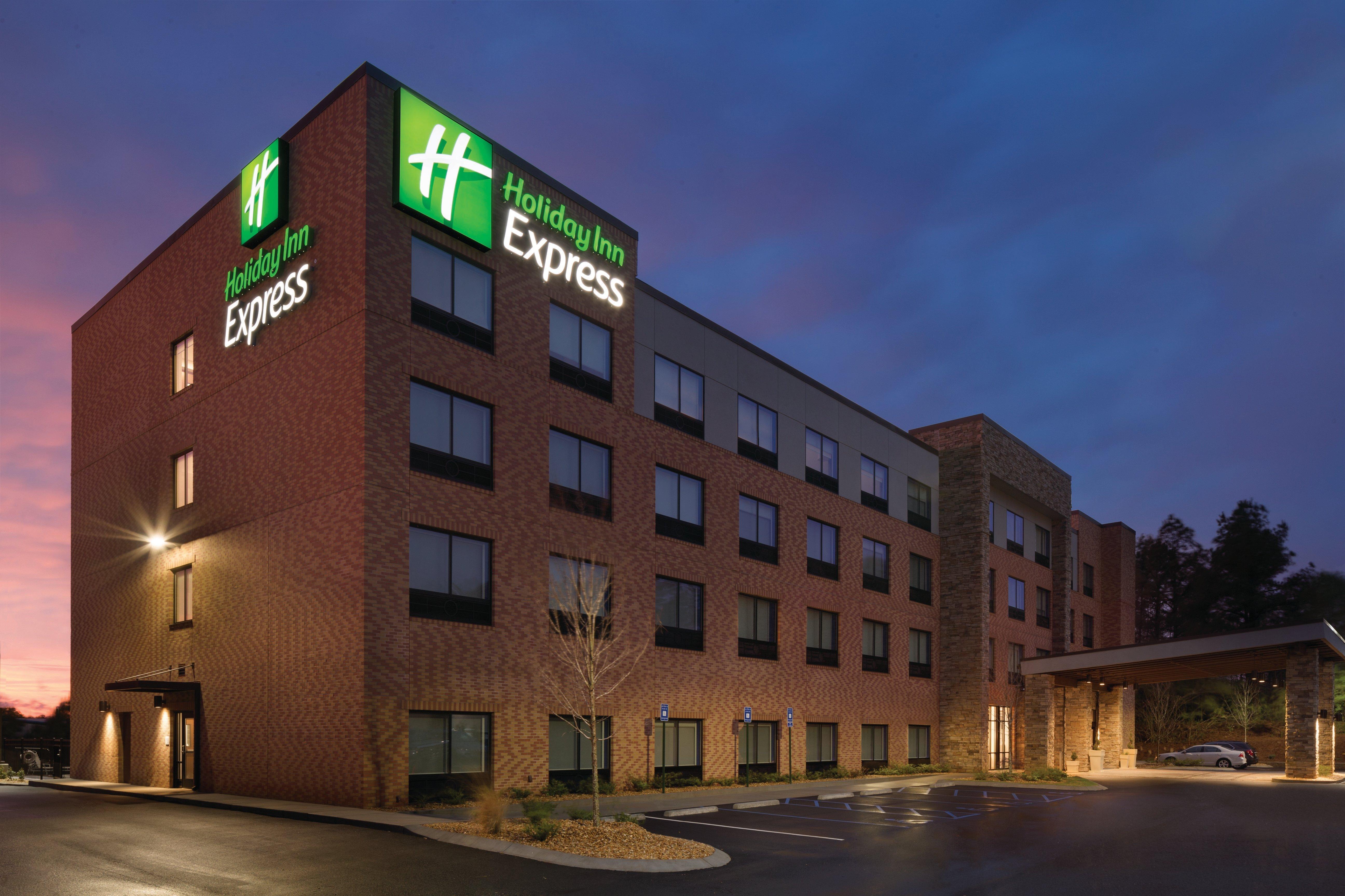 Holiday Inn Express Atlanta Sw - Newnan, An Ihg Hotel Dış mekan fotoğraf